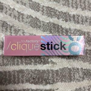 Toyfactory clique stick
